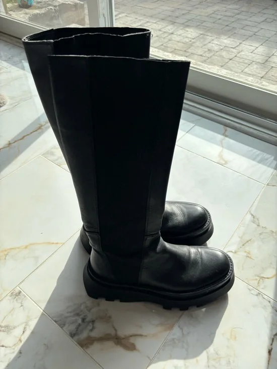 Zara Black Chunky Lug Sole Knee-High Boots - Picture 2 of 9